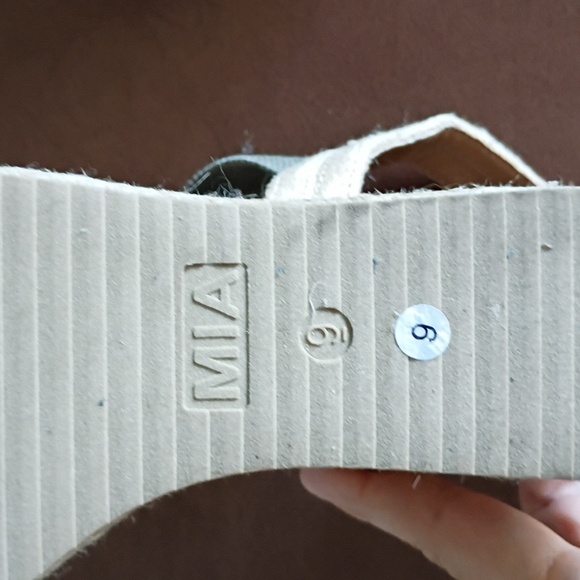 MIA Brittni Women's Wedge Sandals, Size 9 - Picture 6 of 6